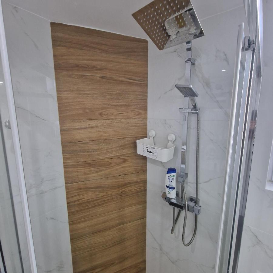 Luxury Apartment Kato Patissia Atenas Exterior foto